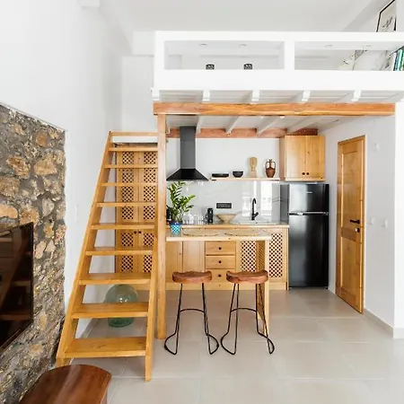 Helona Guesthouse,