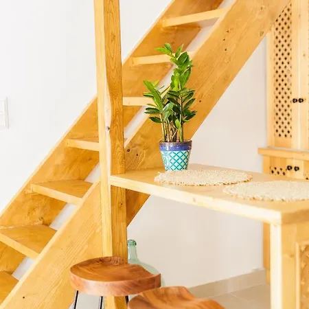 Lejlighed Helona Guesthouse, *