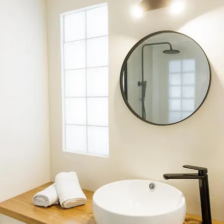 Helona Guesthouse,