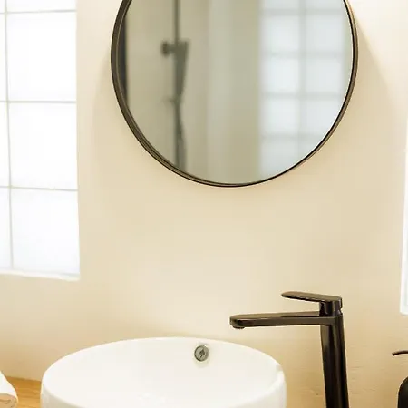 Appartement Helona Guesthouse, *